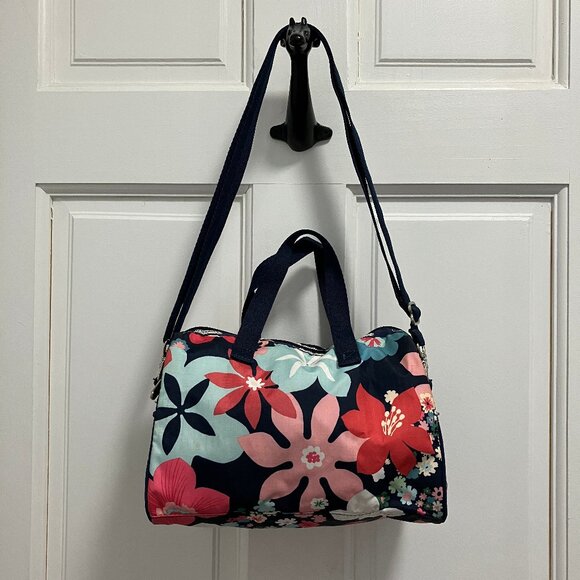 LeSportsac Melanie floral print mini crossbody shoulder bag small NWOT NEW - Picture 4 of 11